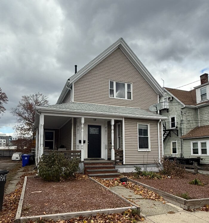 36 Pratt St unit 1, Allston, MA 02134 - photo 1