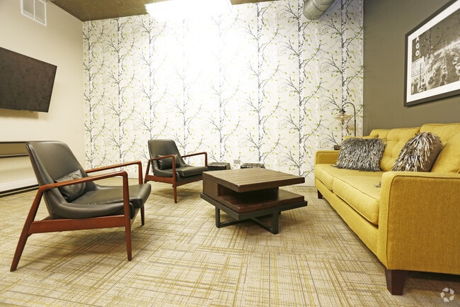 Covington - 4600 N Clarendon Ave, Chicago, IL 60640 - photo 6