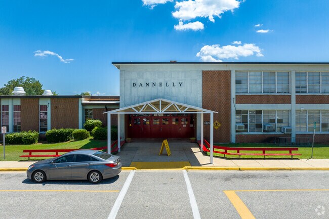 Dannelly Elementary is a great school for Brentwood kids.