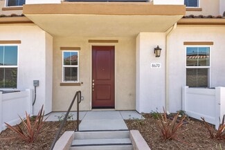 8670 Amherst St, Santee, CA 92071