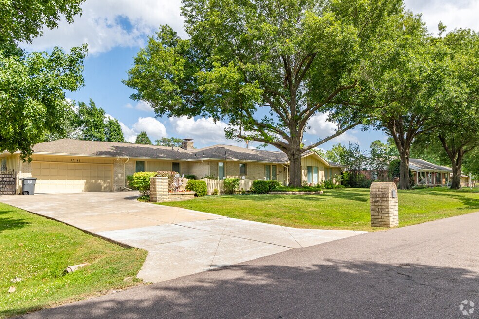 NH_CrescentHeights_528476_P2_AL_082624