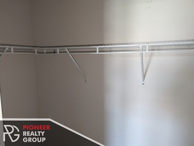 648 W Wrightwood Ave unit 2, Chicago, IL 60614 - photo 7