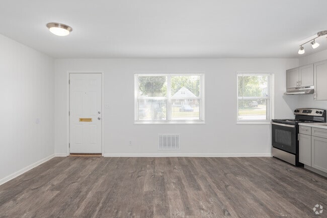 1BR, 1BA - 575SF