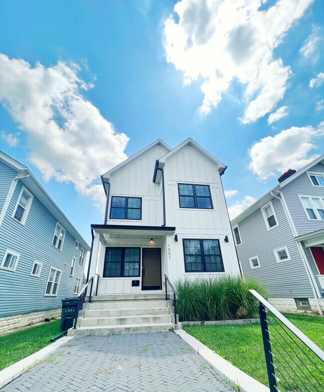 1551 E Rich St, Columbus, OH 43205