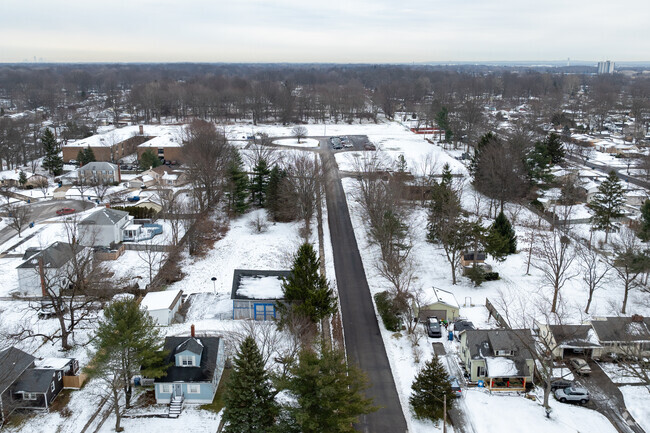 Ariel view of Pine Intermediate School and surrounding neighborhoods.