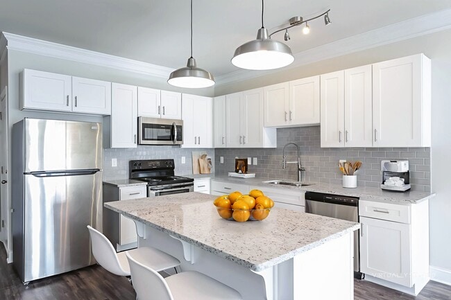 240 Riley Cir, Dawsonville, GA 30534 - photo 3