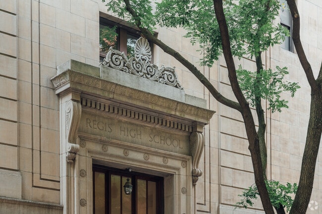 Notable alumni include Anthony Fauci, Colin Jost, and Ken Rosato.