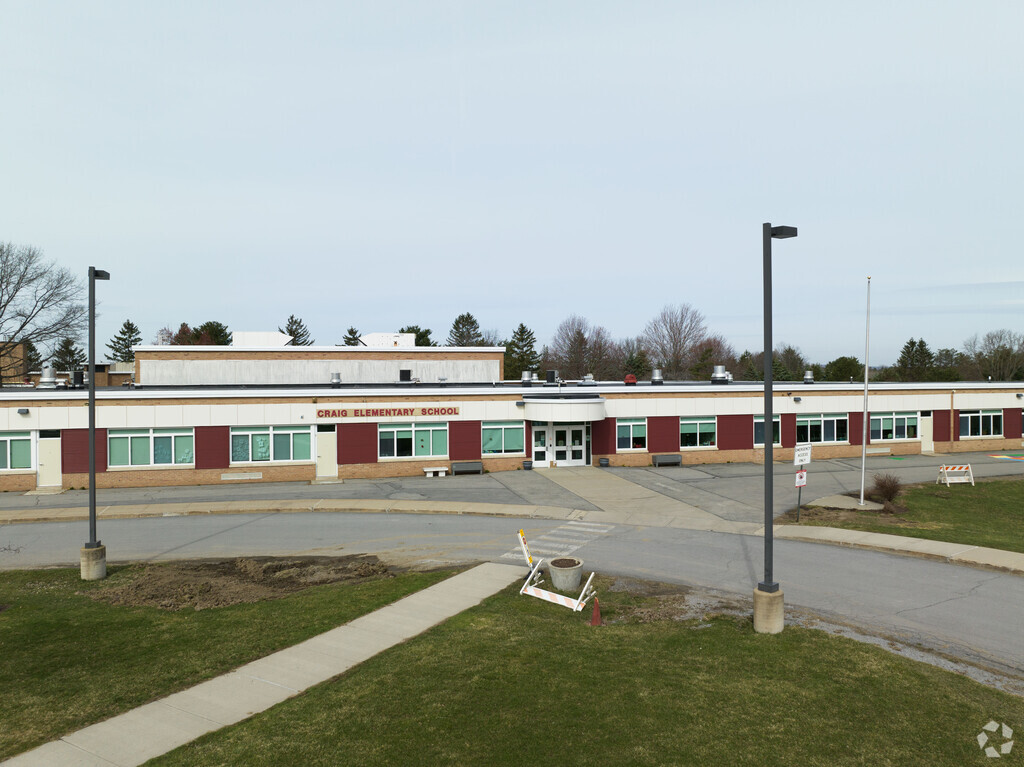Welcome to Craig Elementary School, located in the Niskayuna neighborhood of Schenectady, NY.