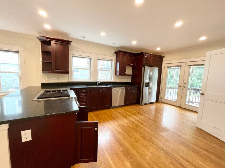 15 Sunset St unit T, Roxbury Crossing, MA 02120 - photo 1