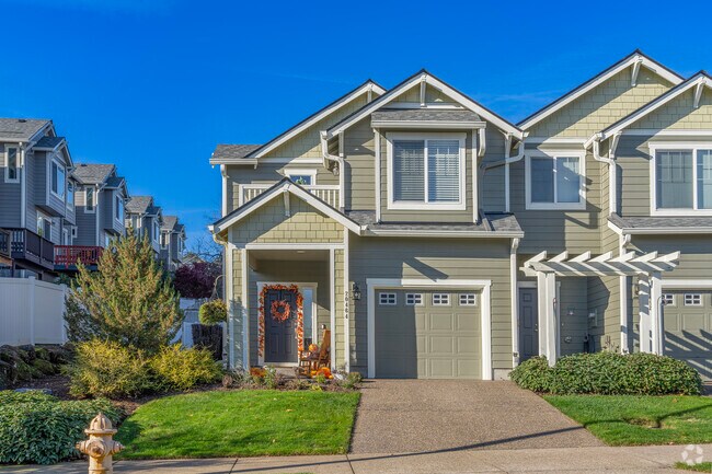 Compact townhomes with views of Mt. Hood in the Parker Crest neighborhood.