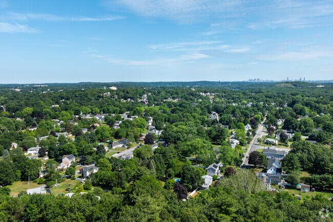 Winnmere sits just 15 miles from Boston and with easy access to 95, it's an ideal commuter location.