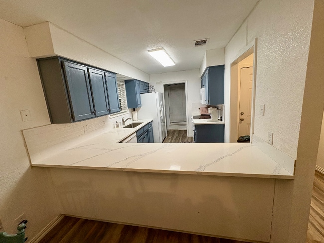 806 Wildwood Ln, Grapevine, TX 76051 - photo 7