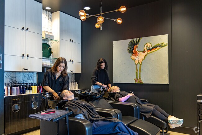 Enjoy a relaxing shampoo and style at Kontempo in Leawood West.