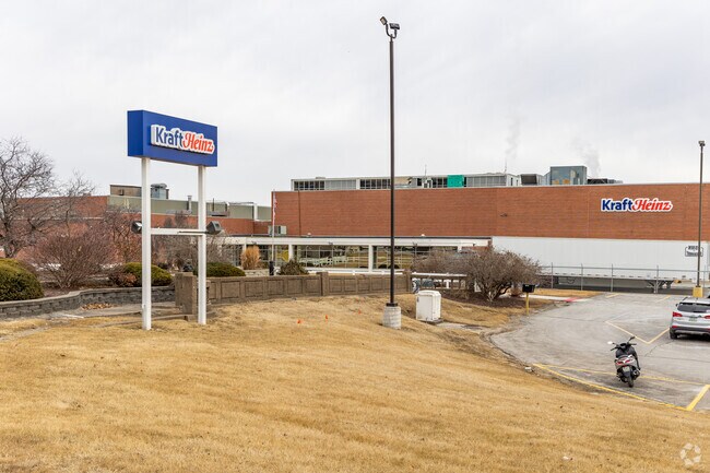 Muscatine boasts the oldest currently operating Kraft-Heinz factory.