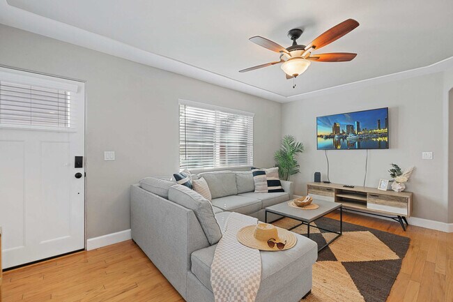 4746 Del Monte Ave unit ID1062717P, San Diego, CA 92107 - photo 4