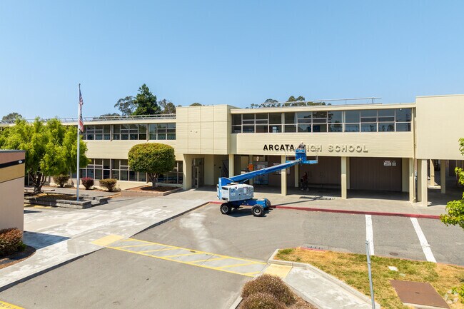 Arcata High School is the primary public high school servicing Arcata and it's surroundings.