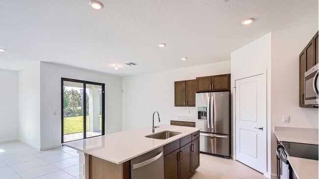 8851 SW Kanner Oaks Dr unit 36207150, Stuart, FL 34997 - photo 7