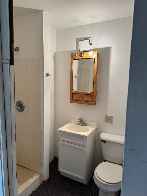 920 Broadway St unit 5, Emmetsburg, IA 50536 - photo 5