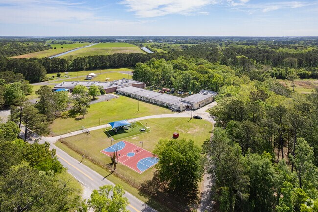 Edith L. Frierson Elementary serves local families on Wadmalaw Island.