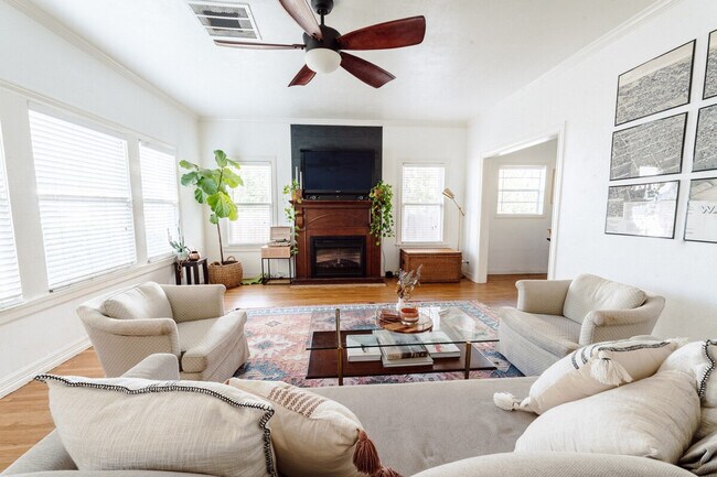 1025 N 34th St unit ID1352448P, Waco, TX 76710 - photo 5