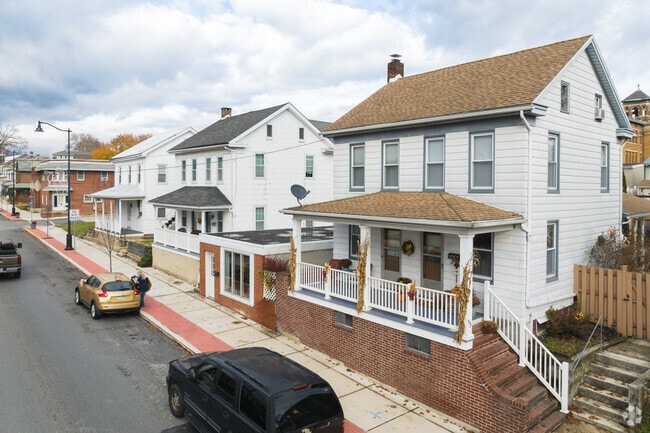 Raised colonial homes line the streets in Spring Grove.