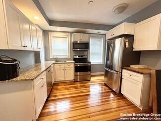 20 Dawes St Unit 1, Boston, MA 02125