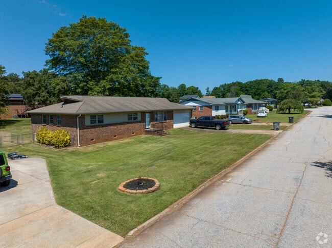 Ranch-style house in Berea.