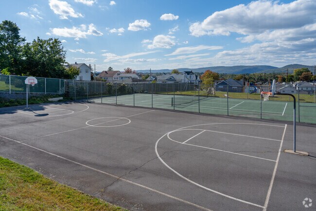 Plane Street Park offers a well-kept basketball court with a beautiful view of Avoca.