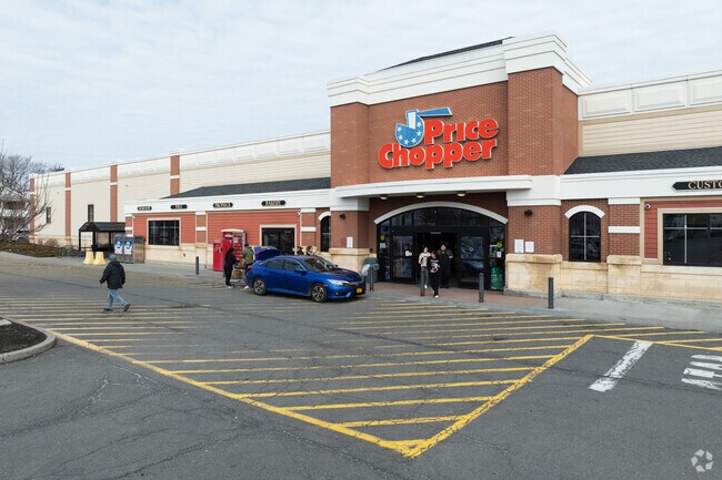 Price Chopper in Watervliet is your go-to spot for produce and other essentials.