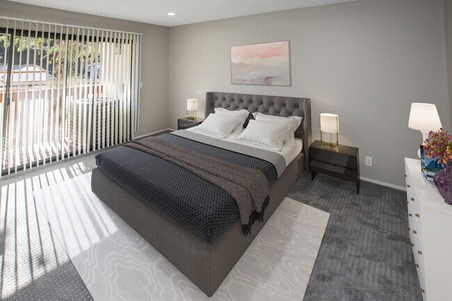 Sommerset La Costa, Carlsbad, CA 92009 - photo 4