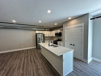 780 Columbia Ave Unit colombia unit 120, Holland, MI 49423
