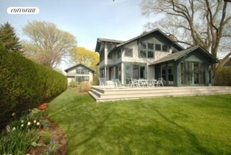 4 Bay Ave, Shelter Island, NY 11964