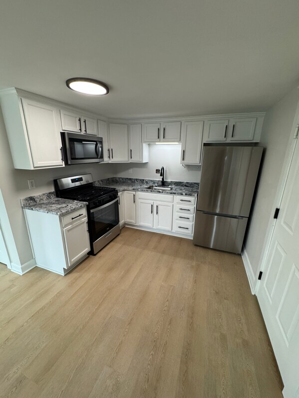 106 Railroad Ave unit 1, Salisbury, MA 01952 - photo 1