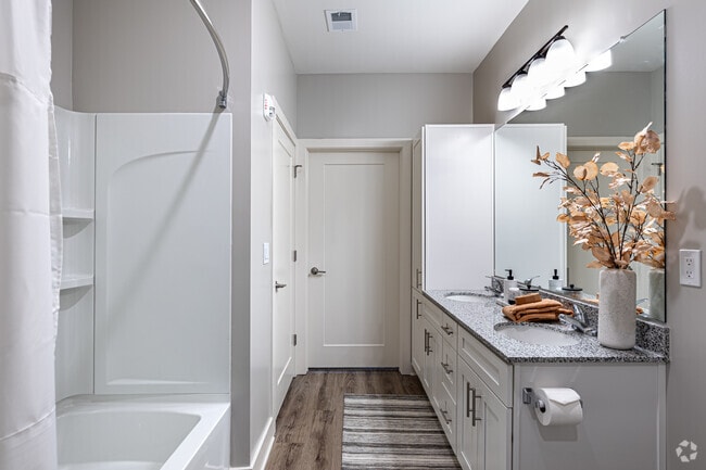 1BR, 1BA - 892SF Bathroom