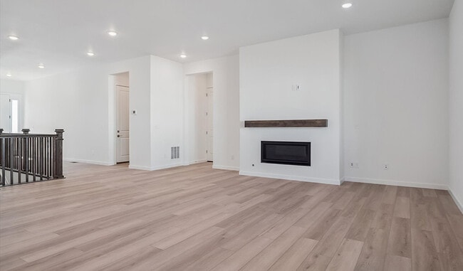 9178 Gold Lace Place, Highlands Ranch, CO 80129 - photo 7