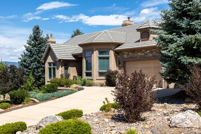 You can find large craftsmen homes on the hills of Pine Creek.