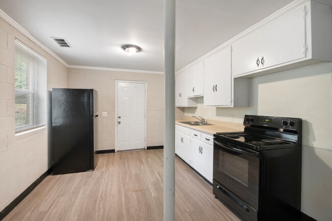 2209 Morehead Ave unit 5, Durham, NC 27707 - photo 4