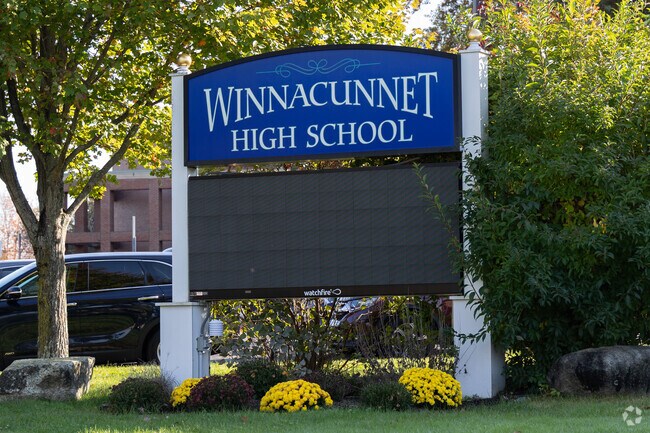 Welcome to Winnacunnet High School.
