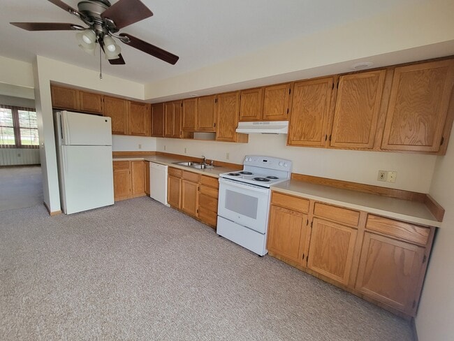 6215 Normandy Drive, Saginaw, MI 48638 - photo 2