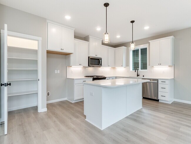 10806 NE 111th St, Vancouver, WA 98662 - photo 4