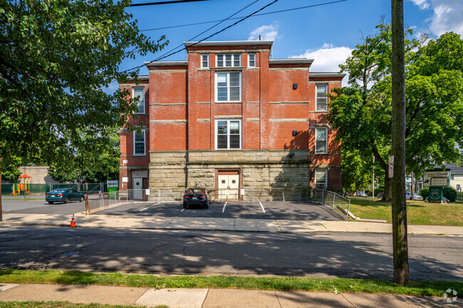 Forest Street Elementary School admits students in PK, K-7.