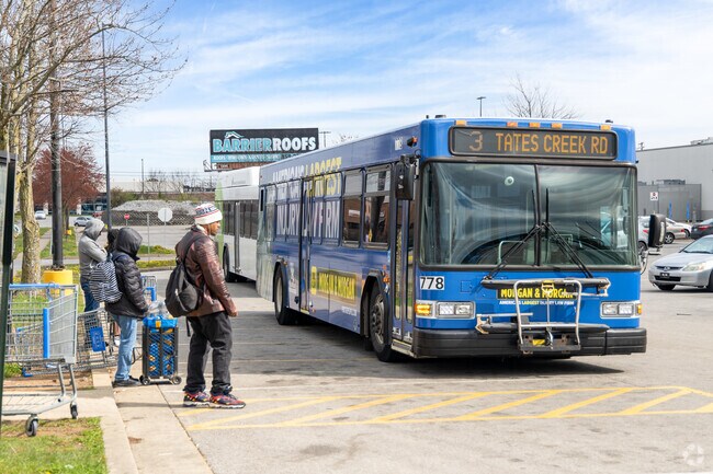 The Lextran serves residents of Shadeland along Tates Creek Road.