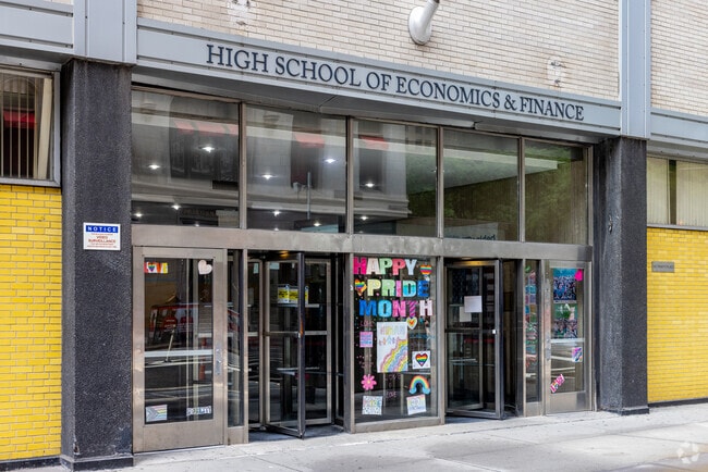 After school programs at High School Of Economics and Finance are plentiful.