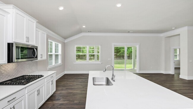 10 State Rd unit 38263799, Gilbert, SC 29054 - photo 6