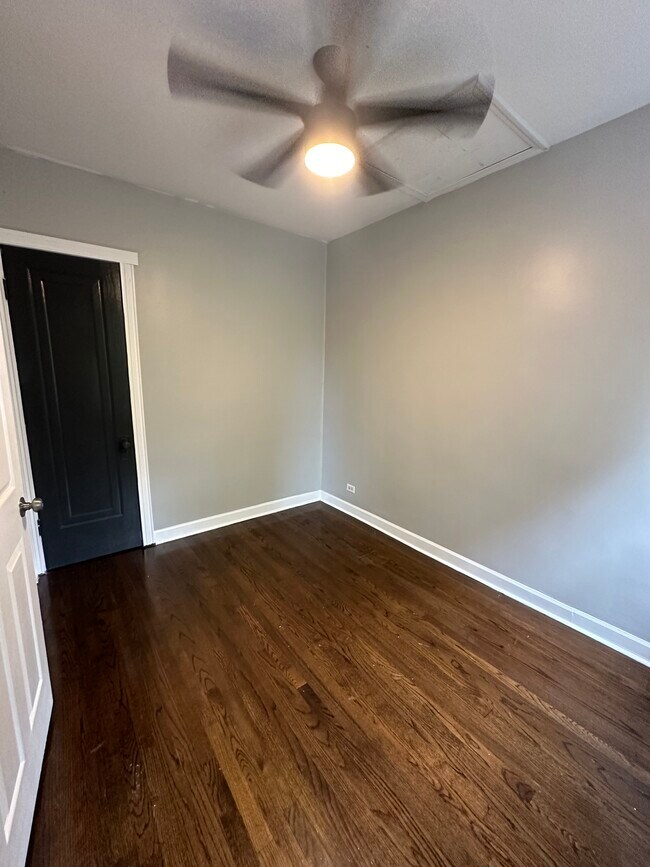 1926 Wesley Ave unit 2, Berwyn, IL 60402 - photo 4