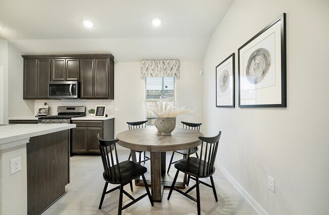 207 Rose Laurel Dr unit 36848928, Alvin, TX 77511 - photo 6