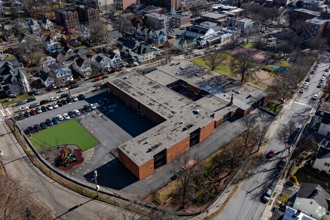 Oakside School at 200 Decatur Avenue in Peekskill, NY.