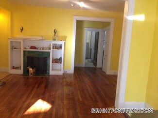 43 Orkney Rd Unit 1, Boston, MA 02135
