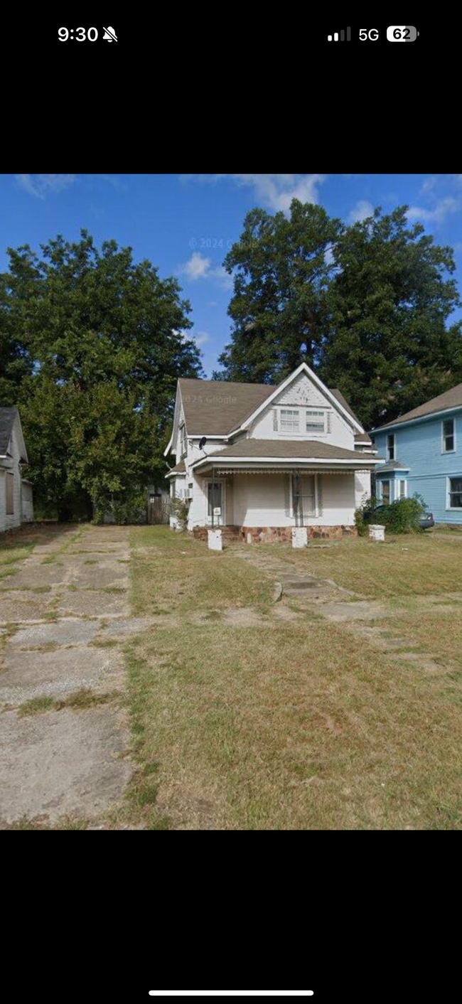 1153 Cherry St, Muskogee, OK 74403