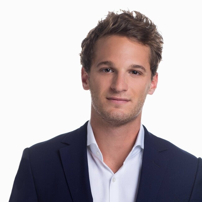 Agent Photo